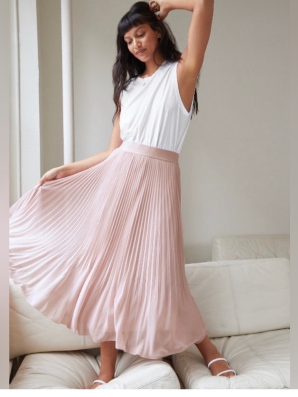 Aritzia Wilfred Twirl Midi Skirt - Baby Pink - Medium
